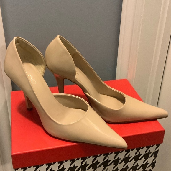 Aldo Classic Beige Heels - Picture 4 of 4